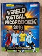 Keir Radnedge - Wereld voetbal recordboek 2019, Boeken, Gelezen, Non-fictie, Keir Radnedge, Ophalen of Verzenden