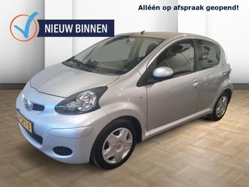 Toyota Aygo 1.0-12V Comfort Navi Airco 5Drs Nap 65KM Apk  beschikbaar voor biedingen