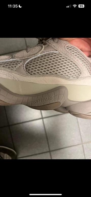 Adidas Yeezy beschikbaar voor biedingen