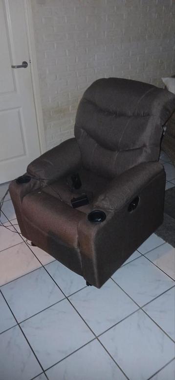 Relaxfauteuil - Sta-op Stoel beschikbaar voor biedingen