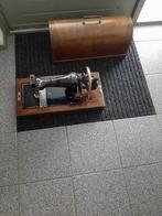 Kayser handnaaimachine (klein defect), Ophalen