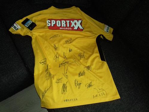 Gesigneerd 2020-2021 shirt van het Zwitserse Young Boys, Verzamelen, Sportartikelen en Voetbal, Nieuw, Shirt, Buitenlandse clubs