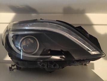 Rechter Koplamp W246 B klasse Bi Xenon beschikbaar voor biedingen