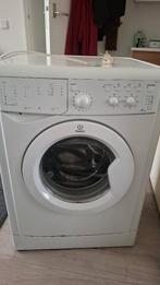 wasmachine  INDESIT, Ophalen, 1200 tot 1600 toeren, Gebruikt, 4 tot 6 kg