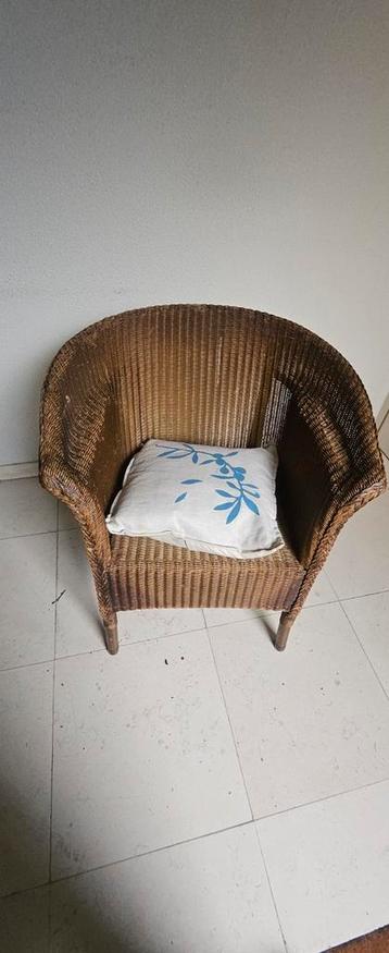 Vintage Rotan Stoel beschikbaar voor biedingen