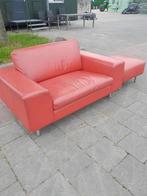 Rode leren bank, Huis en Inrichting, Banken | Bankstellen, Ophalen, Gebruikt, 100 tot 125 cm, Tweepersoons