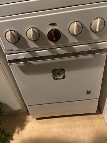 Gratis vintage Etna gasfornuis met oven (jaren ’60/’70) beschikbaar voor biedingen