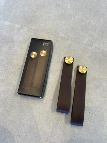 Haken van By Lassen beschikbaar voor biedingen