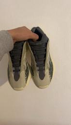 Yeezy 700 v3 (carbon), Ophalen, Wit, Zo goed als nieuw, Adidas Yeezy
