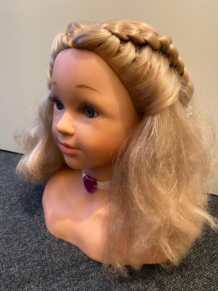 Te koop: Oefenpop met blond haar!!, Verzamelen, Poppen, Gebruikt, Pop, Ophalen