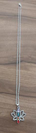 Mooie roestvrijstalen ketting met lotusbloemhanger., Verzenden, Nieuw, Zilver, Verstelbaar