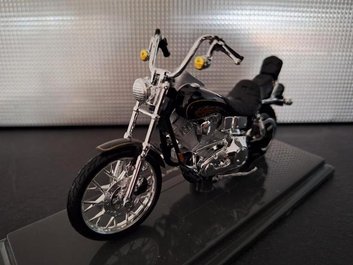 Harley-Davidson FXDWG Dyna Wide Glide 1997 Schaal 1:18, Hobby en Vrije tijd, Modelauto's | 1:18, Nieuw, Motor, Maisto, Ophalen of Verzenden