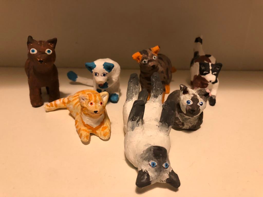 Klei katten beeldjes (zelfgemaakt), Verzamelen, Dierenverzamelingen, Ophalen of Verzenden, Zo goed als nieuw, Hond of Kat, Beeldje of Figuurtje