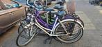 28 inch dames fiets met slag in achterwiel maar fietst nog, Ophalen, Gebruikt, 26 inch of meer