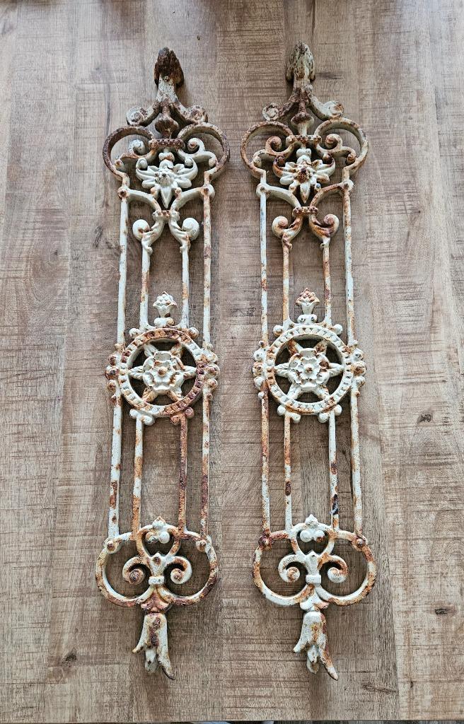 Wandornament 2x , gietijzer, Antiek en Kunst, Curiosa en Brocante, Ophalen