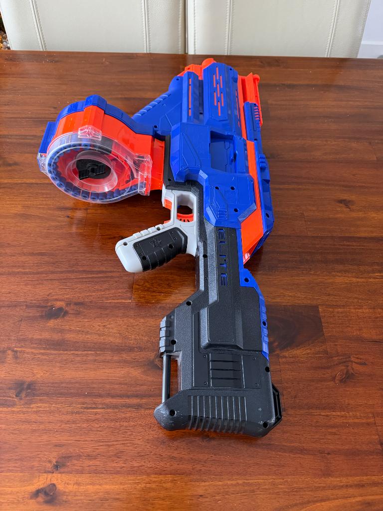 Nerf Elite infinus / N-strike Elite Infinus, Kinderen en Baby's, Speelgoed | Buiten | Actiespeelgoed, Ophalen, Gebruikt