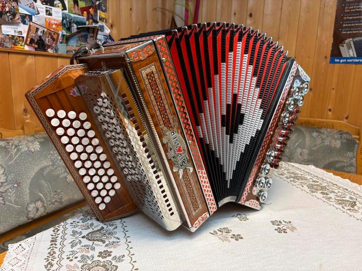 Steirische Harmonika Strasser de Luxe, Muziek en Instrumenten, Accordeons, Zo goed als nieuw, Knopaccordeon, Overige formaten
