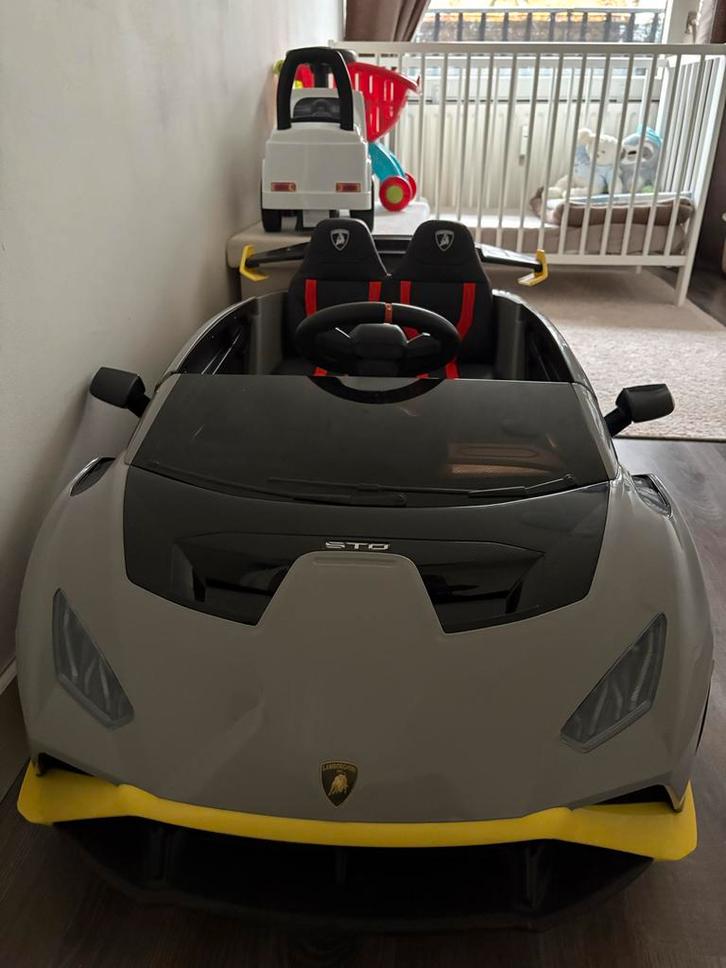 Lamborghini STO Elektrische Kinderauto - Nooit Gebruikt, Kinderen en Baby's, Speelgoed | Buiten | Accuvoertuigen, Zo goed als nieuw