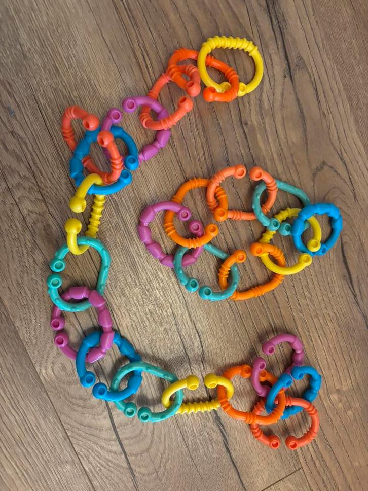 Playgro gekleurde schakelringen Loopy Links Multi, Kinderen en Baby's, Speelgoed | Babyspeelgoed, Zo goed als nieuw, Overige typen
