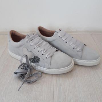 DW\\RS lichtgrijze suede sneakers NIEUW maat 37 beschikbaar voor biedingen