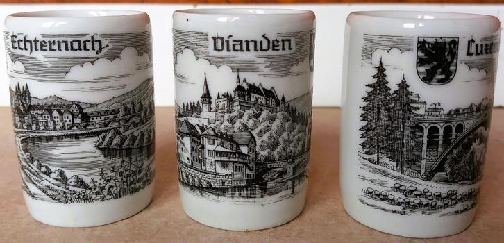 Set van 3 keramische shotglazen uit Luxemburg [Grg], Verzamelen, Glas en Borrelglaasjes, Nieuw, Borrel- of Shotglas, Ophalen