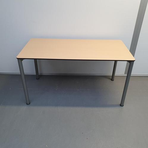 Eromes tafel trespa blad - 74x140x70 cm, Huis en Inrichting, Tafelonderdelen, Gebruikt