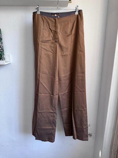 Sartoria linnen broek maat 42 met taille 80 cm, Kleding | Dames, Broeken en Pantalons, Zo goed als nieuw, Maat 42/44 (L), Bruin