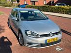 Volkswagen Golf 7 1.0 TSI 110pk 5D 2018 Grijs Comfortline, Auto's, Stof, Zwart, Origineel Nederlands, Handgeschakeld