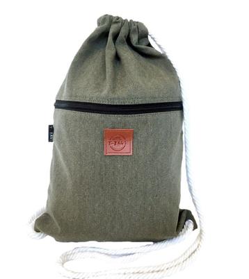Stoere, eenvoudige rugtas van het merk T-Bag, Solid Green beschikbaar voor biedingen