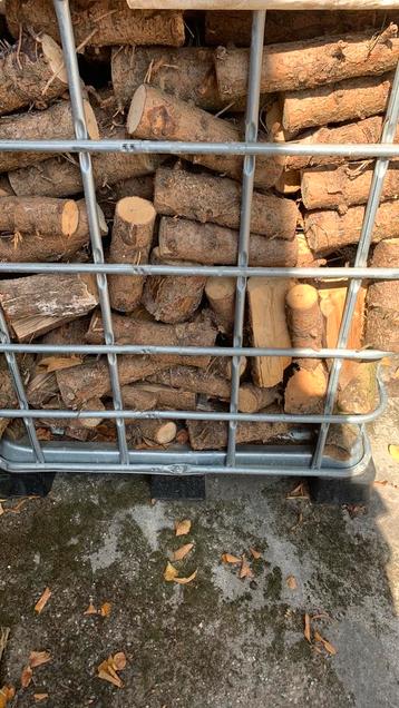 Haardhout Stookklaar beschikbaar voor biedingen