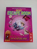 Pocket Escape Room in Wonderland, Ophalen of Verzenden, Zo goed als nieuw