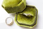 14 Karaat Gouden V Ring Met Zirkonia, Ophalen of Verzenden, Zo goed als nieuw, 17 tot 18, Dame