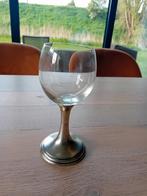Wijnglas met tinnen voet, Verzamelen, Glas en Borrelglaasjes, Overige typen, Ophalen of Verzenden, Zo goed als nieuw