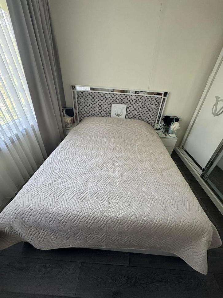 Tweepersoons witte slaapkamer, Huis en Inrichting, Slaapkamer | Complete slaapkamers, Zo goed als nieuw, Tweepersoons, Ophalen of Verzenden