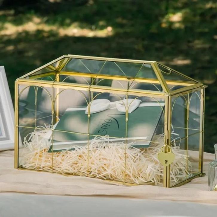 Luxe Gouden Glazen Enveloppenkist XL met Slot – 32 cm, Hobby en Vrije tijd, Feestartikelen, Nieuw, Versiering, Geboorte of Huwelijk