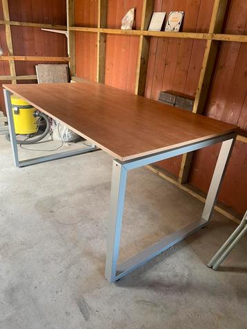 Bureau 160 x 90 beschikbaar voor biedingen