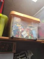 Grote bak met divers oud playmobil, Kinderen en Baby's, Speelgoed | Playmobil, Ophalen, Gebruikt, Los playmobil