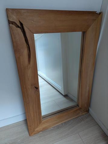 Nette spiegel 60*90cm beschikbaar voor biedingen