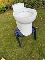Sanicompact Broyeurtoilet, Doe-het-zelf en Verbouw, Sanitair, Ophalen of Verzenden, Gebruikt, Toilet