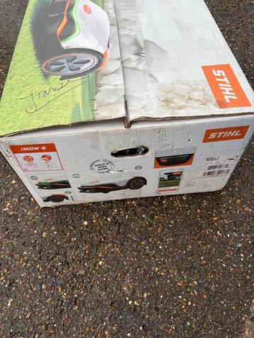 Nieuwe Sthil 5.0 robot maaier Demo !! beschikbaar voor biedingen