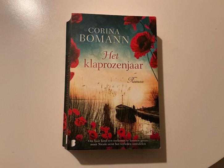Het Klaprozenjaar, Corina Bomann, Boeken, Chicklit, Zo goed als nieuw, Ophalen of Verzenden