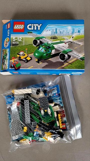 Lego set 60101. Vrachtvliegtuig beschikbaar voor biedingen