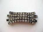 Vintage broche met steentjes, Ophalen of Verzenden, Gebruikt, Overige materialen