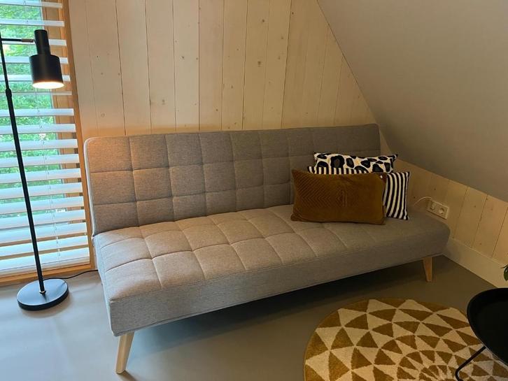 Slaapbank Caribe-ZGAN-donkergrijs vilt-Home 24, Huis en Inrichting, Slaapkamer | Slaapbanken, Zo goed als nieuw, 180 cm, 190 cm of minder