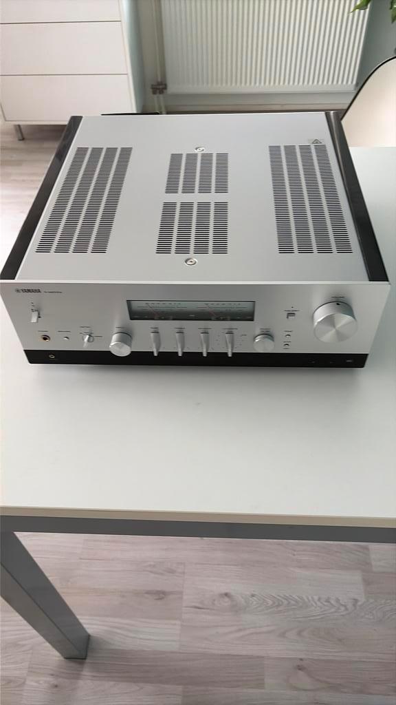Yamaha R-N2000A stereo versterker/streamer, Audio, Tv en Foto, Versterkers en Receivers, Zo goed als nieuw, 60 tot 120 watt, Yamaha