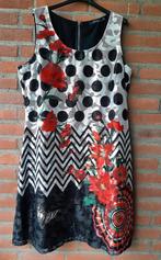 Paprika jurk maat 2 (46) zwart- wit met rode bloemprint, Kleding | Dames, Jurken, Gedragen, Ophalen of Verzenden, Wit, Maat 46/48 (XL) of groter