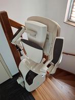 Traplift met een bocht naar rechts of links, Ophalen, Gebruikt, Met bocht