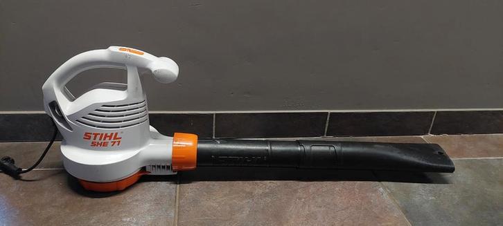 Stihl SHE 71 Bladblazer - Elektrisch, Tuin en Terras, Bladblazers, Gebruikt, Handgedragen, Elektrisch, Ophalen