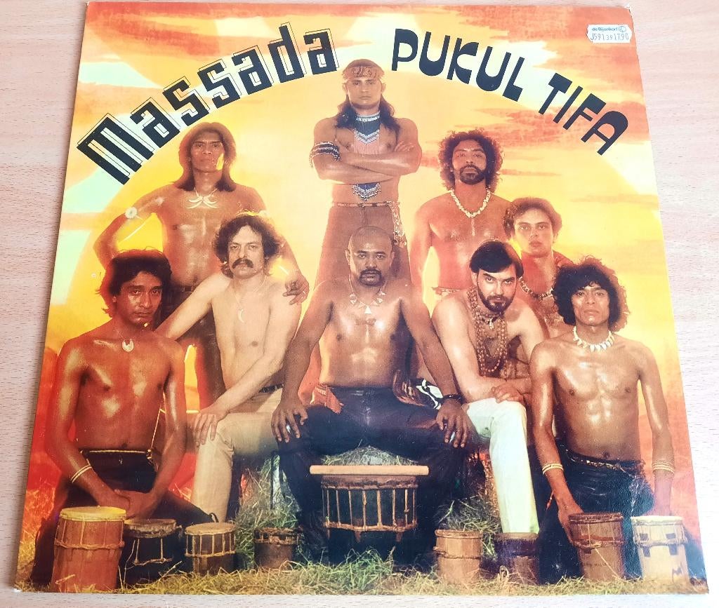 Massada ‎– Pukul Tifa - Kendari Records ‎– KDR 21010 KL, Ophalen of Verzenden, Zo goed als nieuw, 12 inch, Aziatisch