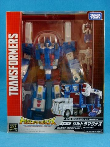 Transformers Takara Legends Ultra Magnus beschikbaar voor biedingen